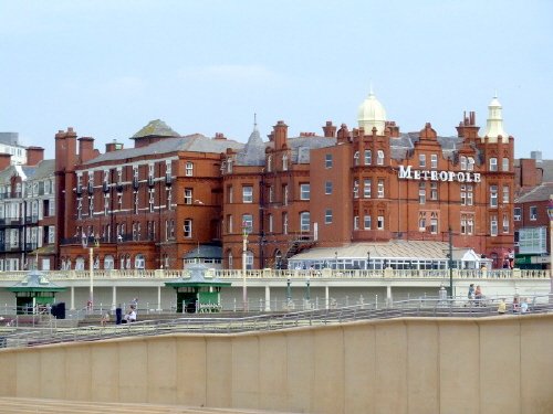 Blackpool Metropole Hotel and Beach